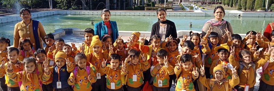 LITTLE SHEMSTARS VISIT THE YADVINDRA GARDEN